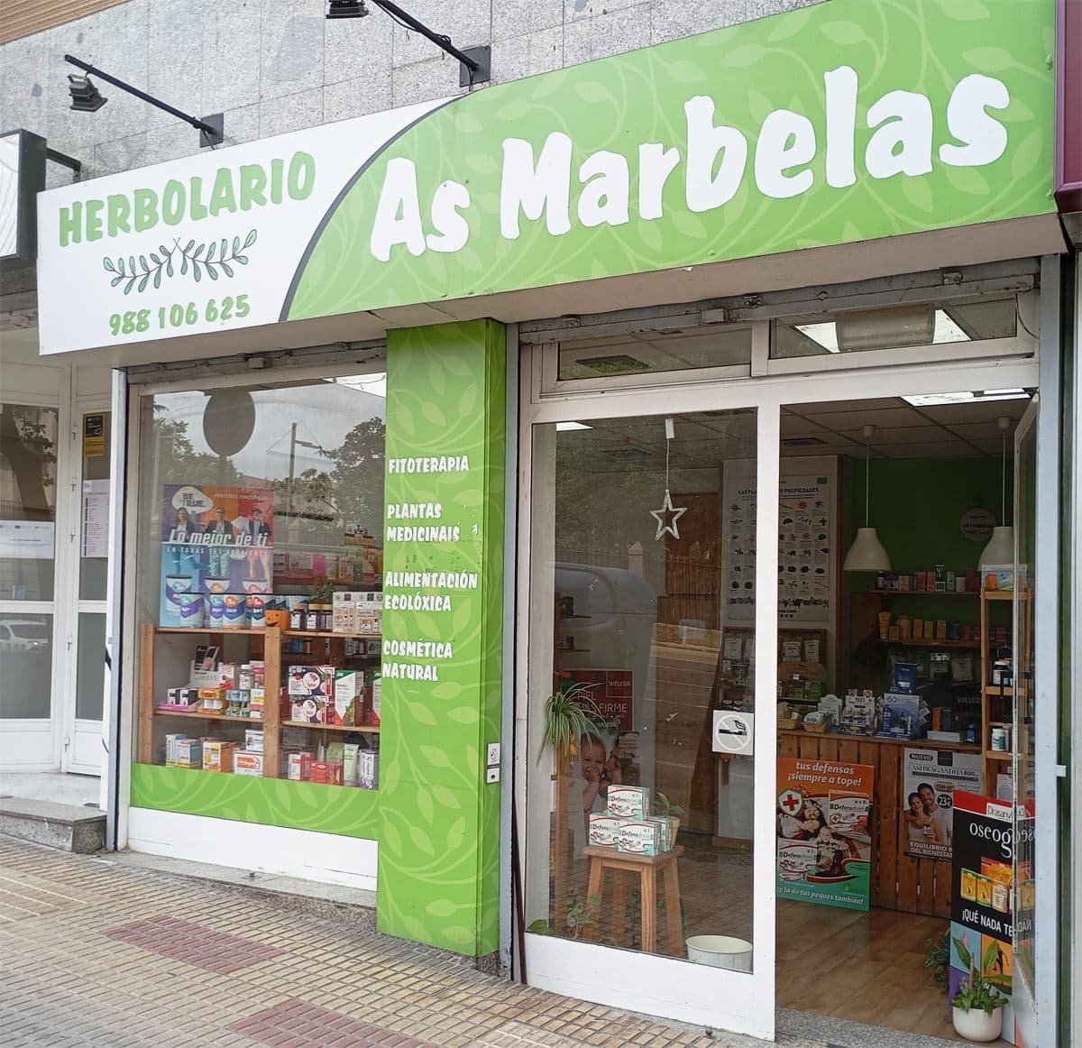 Fachada del herbolario As Marbelas en Ourense